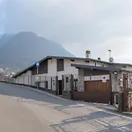 Guesthost - View With Private Parking Villa Mandello del Lario
