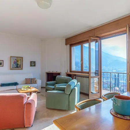 Willa Guesthost - View With Private Parking Mandello del Lario